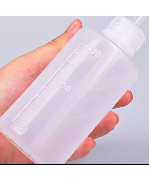 Sticla Multifunctionala cu Picurator 